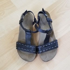 Rockport Sandles